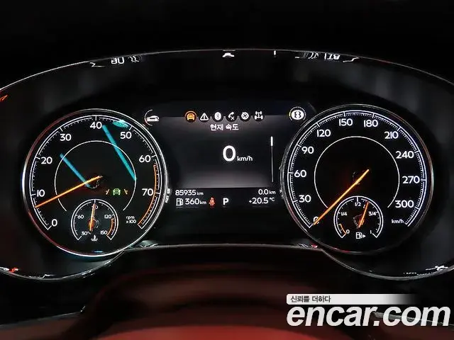 Bentley Bentayga 2018 — Şəkil 20/20