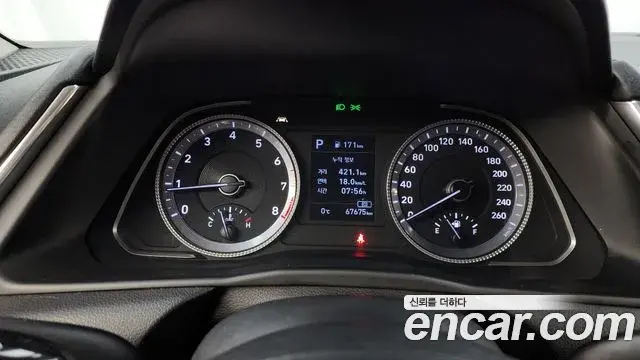 Hyundai Sonata Hybrid 2019 — Şəkil 19/20