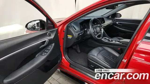 Hyundai Sonata Hybrid 2019 — Şəkil 16/20