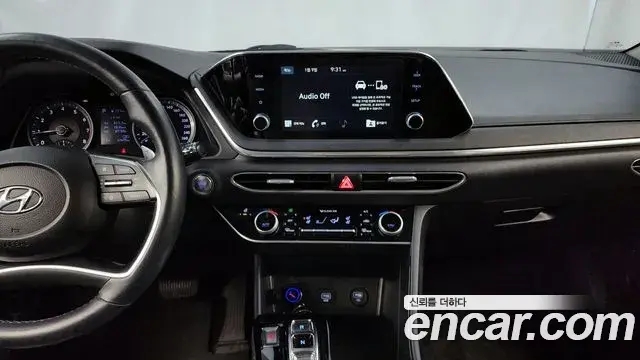 Hyundai Sonata Hybrid 2019 — Şəkil 17/20