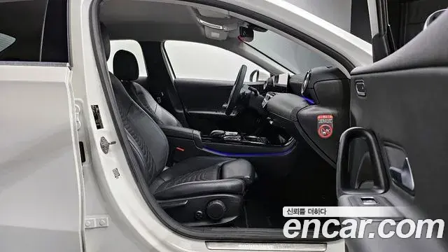Mercedes-Benz A-Class 2020 — Фото 11/20