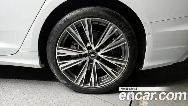 Audi A6 2023 — Photo 19/20
