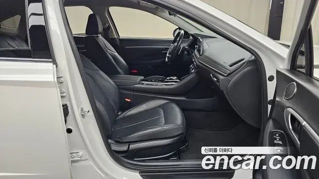 Hyundai Sonata Hybrid 2022 — Şəkil 11/20