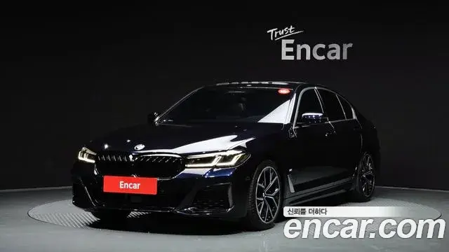 BMW 5 Series 2021 — Фото 1/20