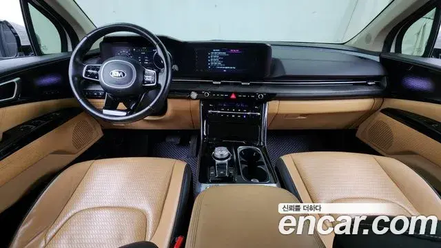 Kia Carnival 2021 — Фото 7/20