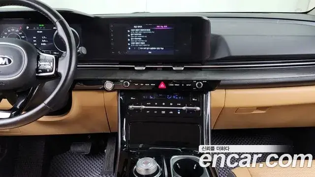 Kia Carnival 2021 — Фото 14/20