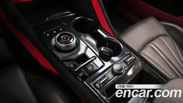Kia K5 2020 — Photo 2/20