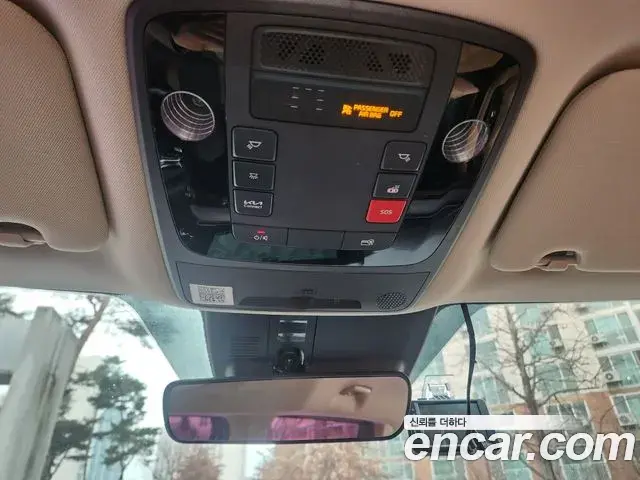 Kia Carnival 2021 — Фото 11/18