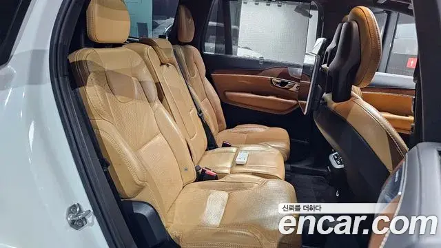 Volvo XC90 2019 — Şəkil 11/20