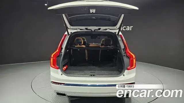 Volvo XC90 2019 — Şəkil 1/20
