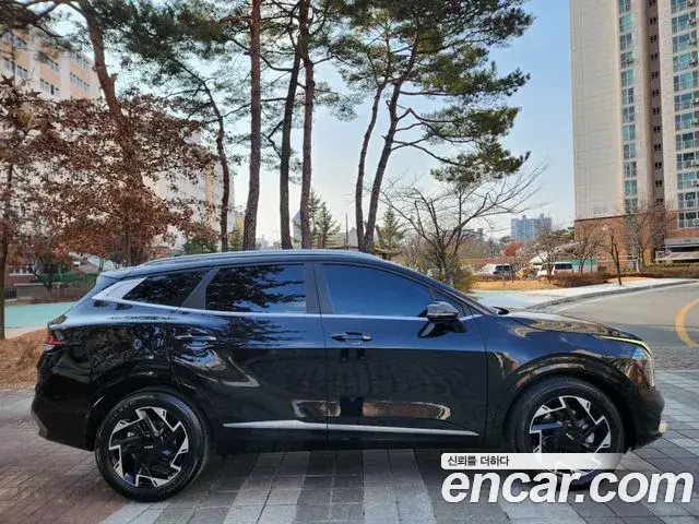 Kia Sportage 2022 — Фото 3/15