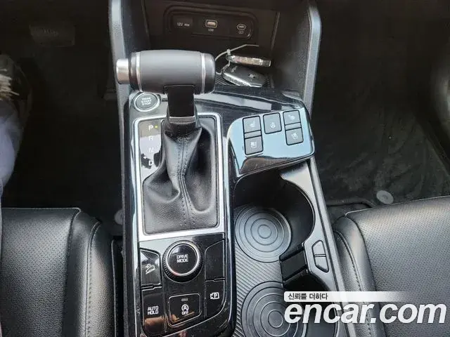 Kia Sportage 2022 — Фото 12/15