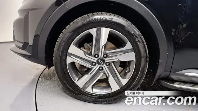 Kia Sorento 2021 — Photo 16/20