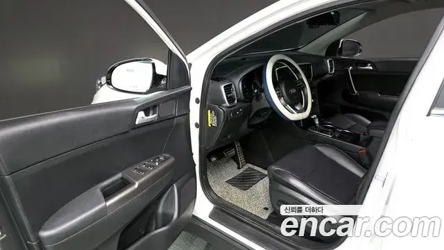 Kia Sportage The Bold 2018 — Şəkil 13/20