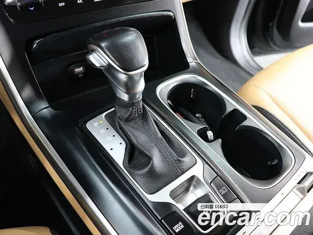 Kia Carnival 2021 — Фото 9/20