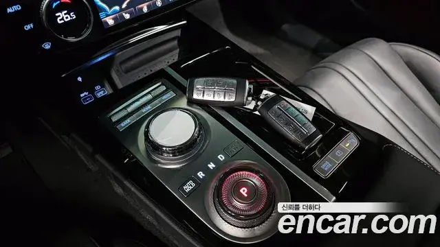 Genesis G80 2023 — ფოტო 19/20
