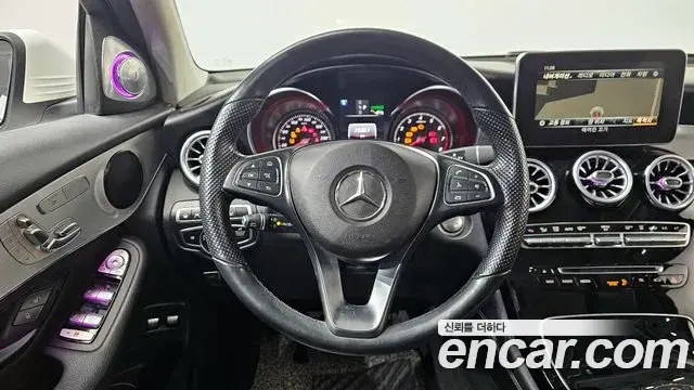 Mercedes-Benz GLC-Class 2018 — Фото 13/20