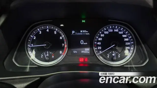 Hyundai Sonata Hybrid 2019 — Şəkil 12/20