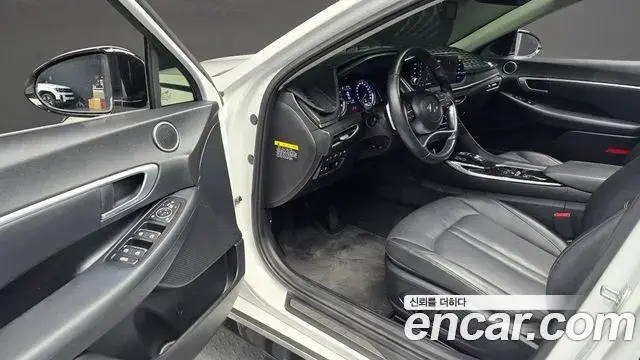 Hyundai Sonata Hybrid 2019 — Şəkil 8/20
