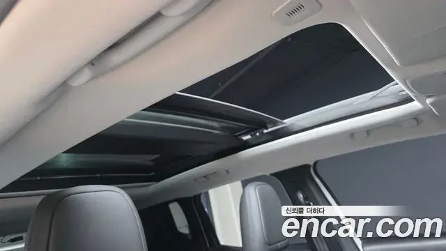 Jeep Renegade 2021 — ფოტო 17/20