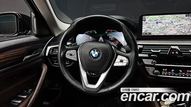 BMW 5 Series 2023 — ფოტო 12/20