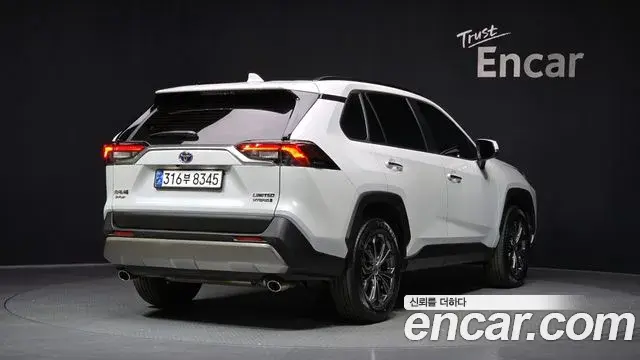Toyota RAV4 2024 — Şəkil 12/20