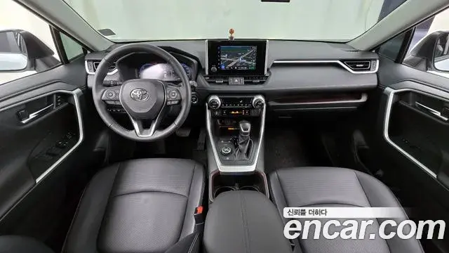 Toyota RAV4 2024 — Şəkil 10/20
