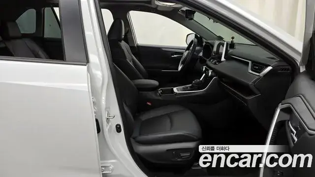 Toyota RAV4 2024 — Şəkil 5/20