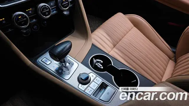 Genesis G70 2021 — ფოტო 7/20