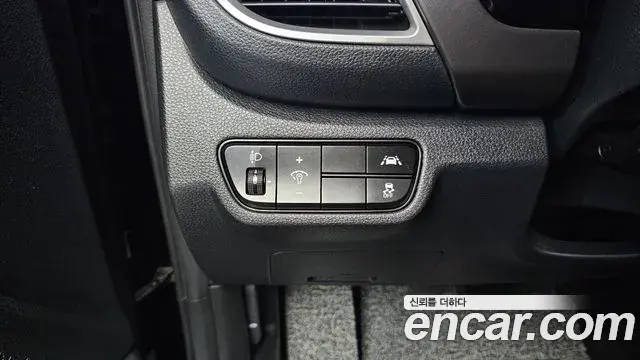 Kia Seltos 2019 — Photo 8/20