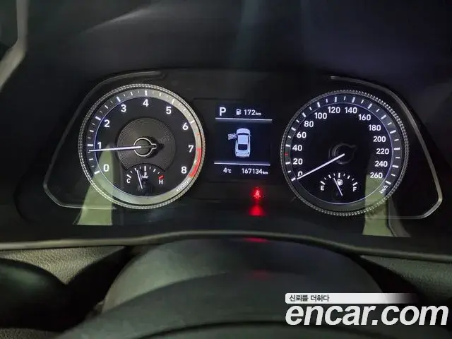Hyundai Sonata Hybrid 2019 — Photo 11/20