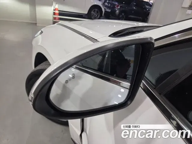 Hyundai Sonata Hybrid 2019 — Photo 9/20