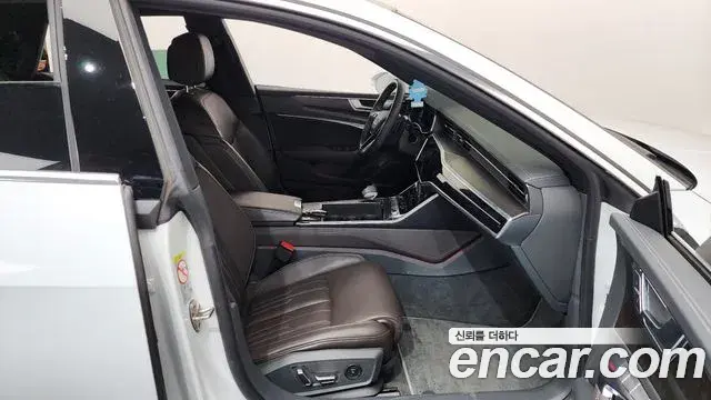 Audi A7 2020 — Şəkil 2/20