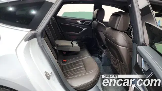 Audi A7 2020 — Şəkil 6/20