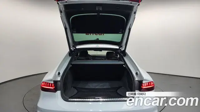 Audi A7 2020 — Şəkil 12/20