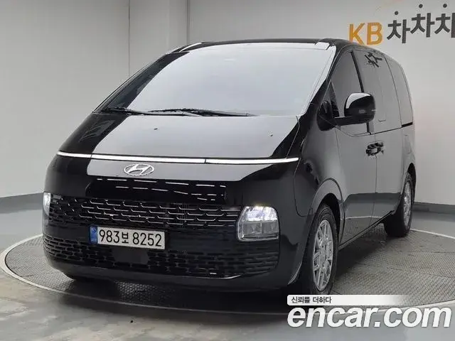 Hyundai Staria 2021 — Photo 5/19
