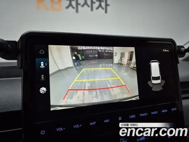 Hyundai Staria 2021 — Photo 14/19