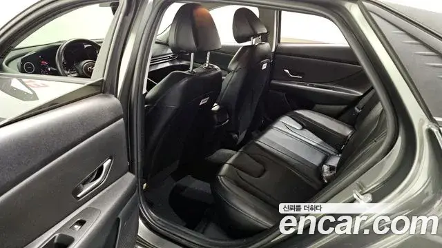 Hyundai The New Avante Hybrid 2022 — Şəkil 14/20