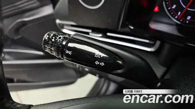 Hyundai The New Avante Hybrid 2022 — Şəkil 15/20