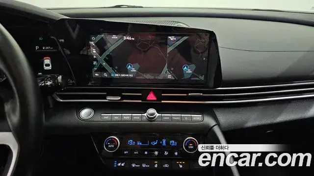 Hyundai The New Avante Hybrid 2022 — Şəkil 12/20