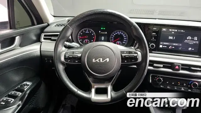 Kia K5 2021 — Şəkil 19/20