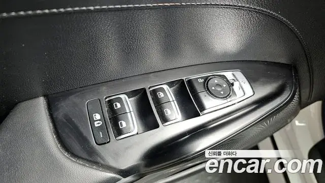 Kia K5 2021 — Şəkil 16/20