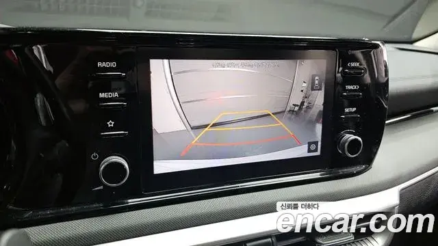 Kia K5 2021 — Şəkil 9/20