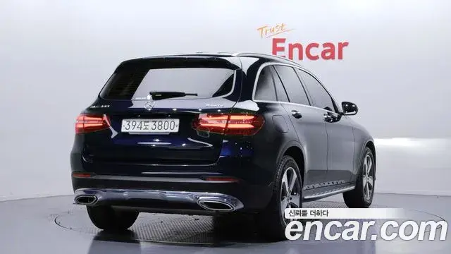Mercedes-Benz GLC-Class 2019 — Şəkil 14/20