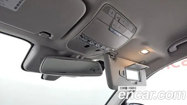 Mercedes-Benz GLC-Class 2019 — Şəkil 15/20
