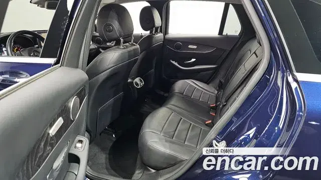 Mercedes-Benz GLC-Class 2019 — Şəkil 2/20