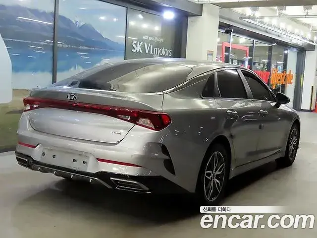 Kia K5 2020 — Şəkil 10/18