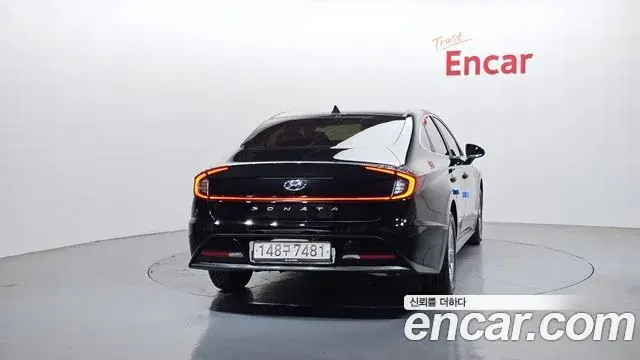 Hyundai Sonata Hybrid 2019 — ფოტო 14/20