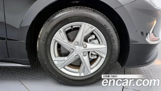 Hyundai Sonata Hybrid 2019 — ფოტო 6/20
