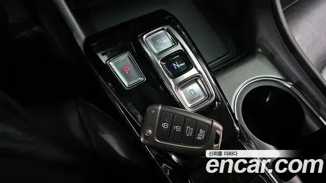 Hyundai Sonata Hybrid 2019 — ფოტო 19/20